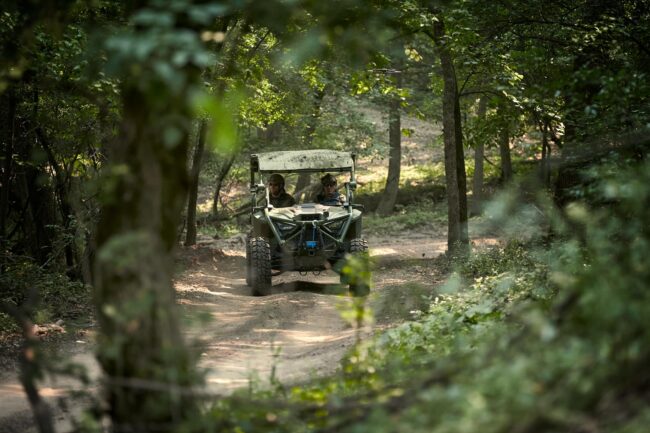 WebLarge JPG 2021 DEF MRZR Alpha B Cam 01348